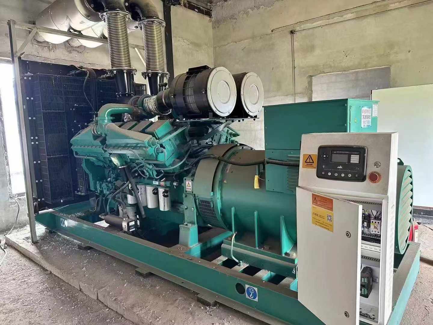 嘉峪关无功补偿装置的性能评估需要考虑哪些因素？