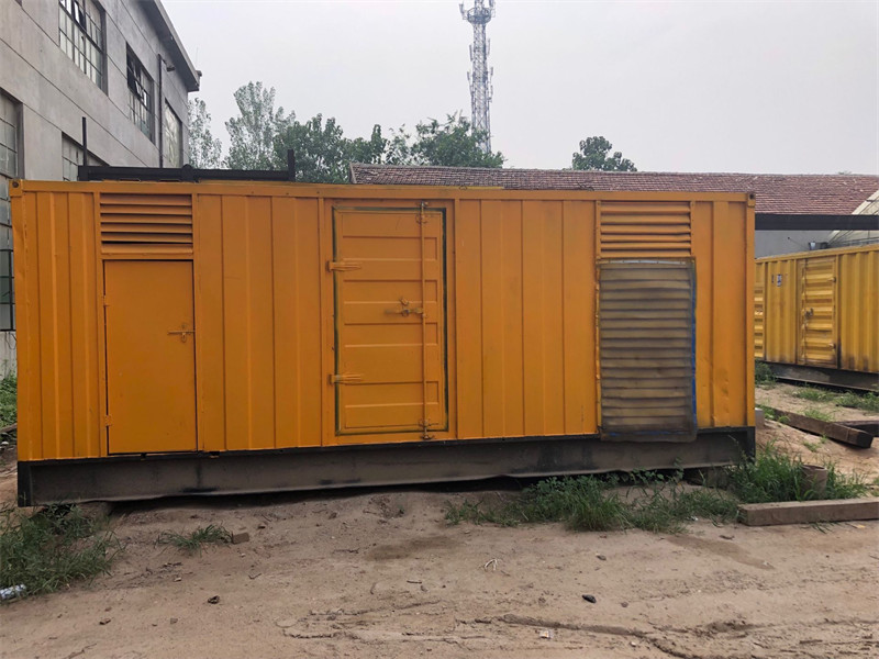 嘉峪关发电机出租进行负载测试时，电瓶电量不足的具体判断标准是什么？